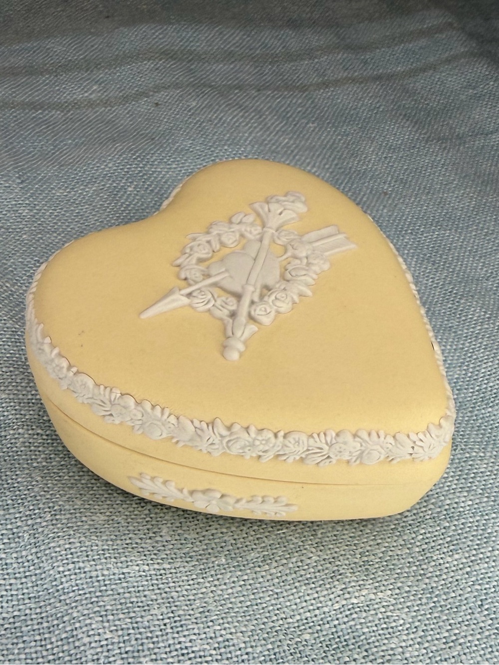 Vintage Wedgwood Primrose Yellow Jasperware Heart Trinket Box - Celebrating 1998
